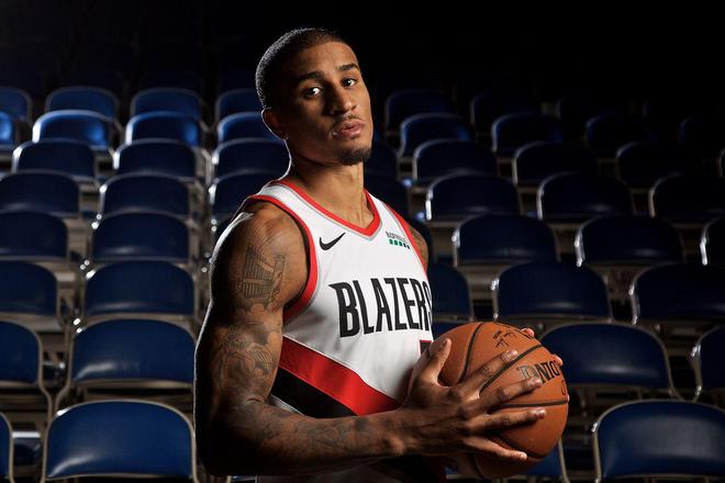 更在国家队 更在国家队