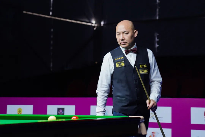 己依旧值得 己依旧值得